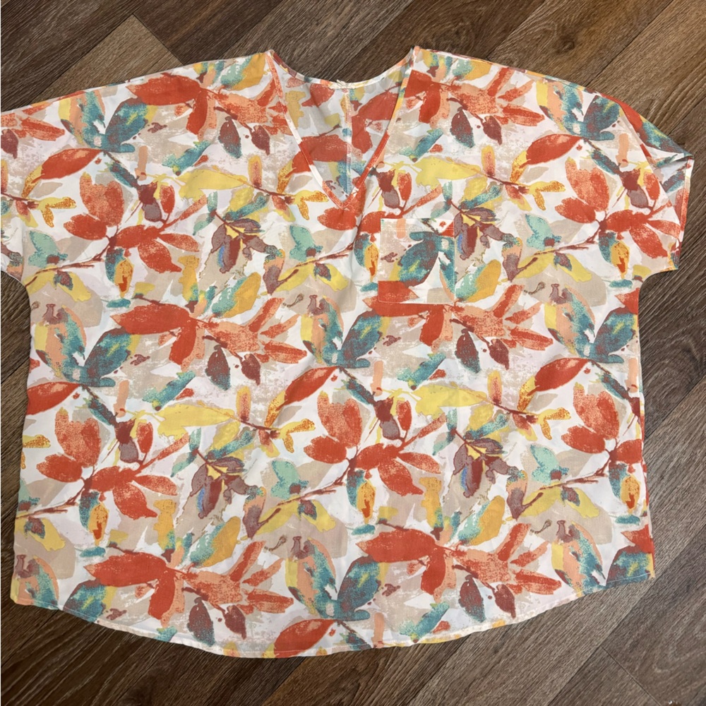 3/$15 Floral Multicolor Top - Bright Botanical Print